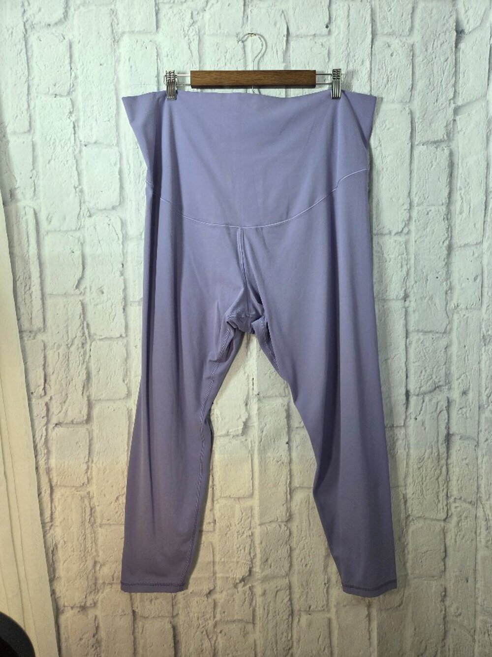 Old Navy Maternity XXL Lilac Purple High Rise Active Yoga Leggings